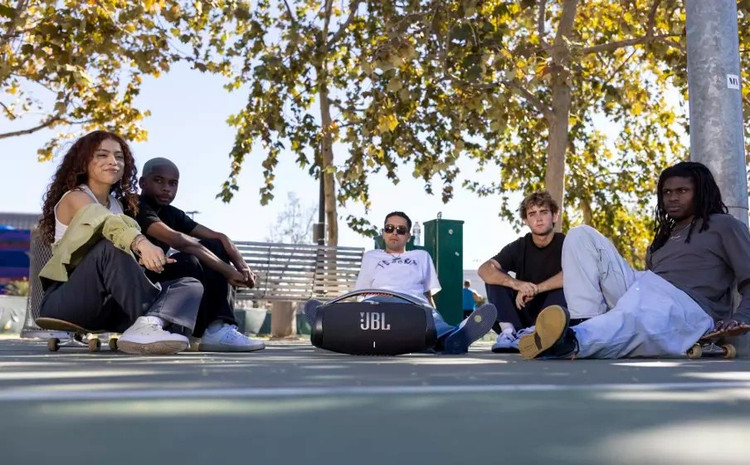 اسپیکر جی بی ال مدل BoomBox 3 اصل